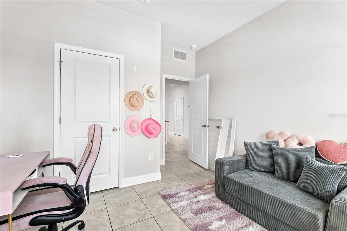 9916 DAYBREAK GLEN — photo 24 of 30