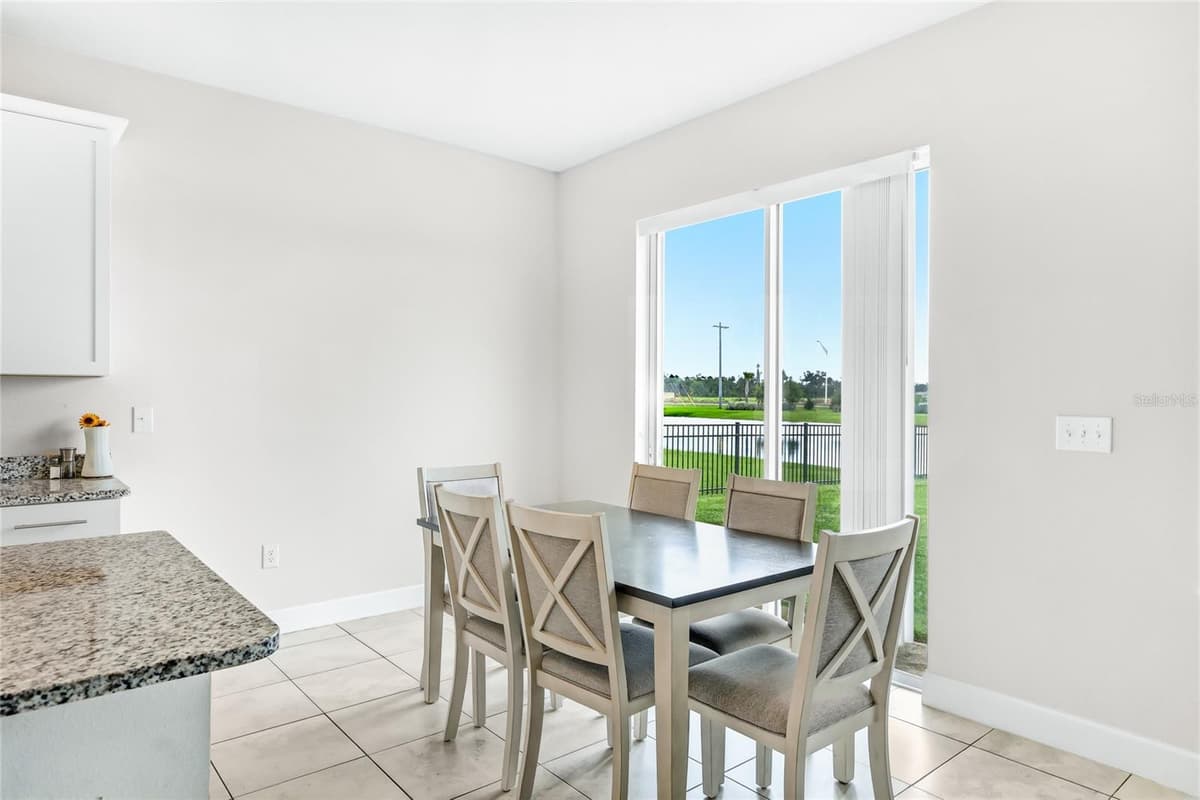 9916 DAYBREAK GLEN — photo 12 of 30