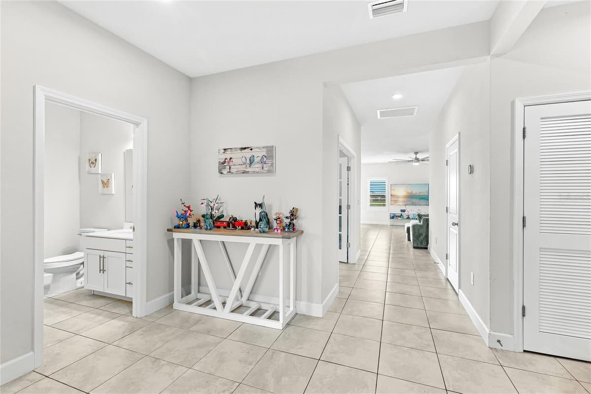 9916 DAYBREAK GLEN — photo 6 of 30
