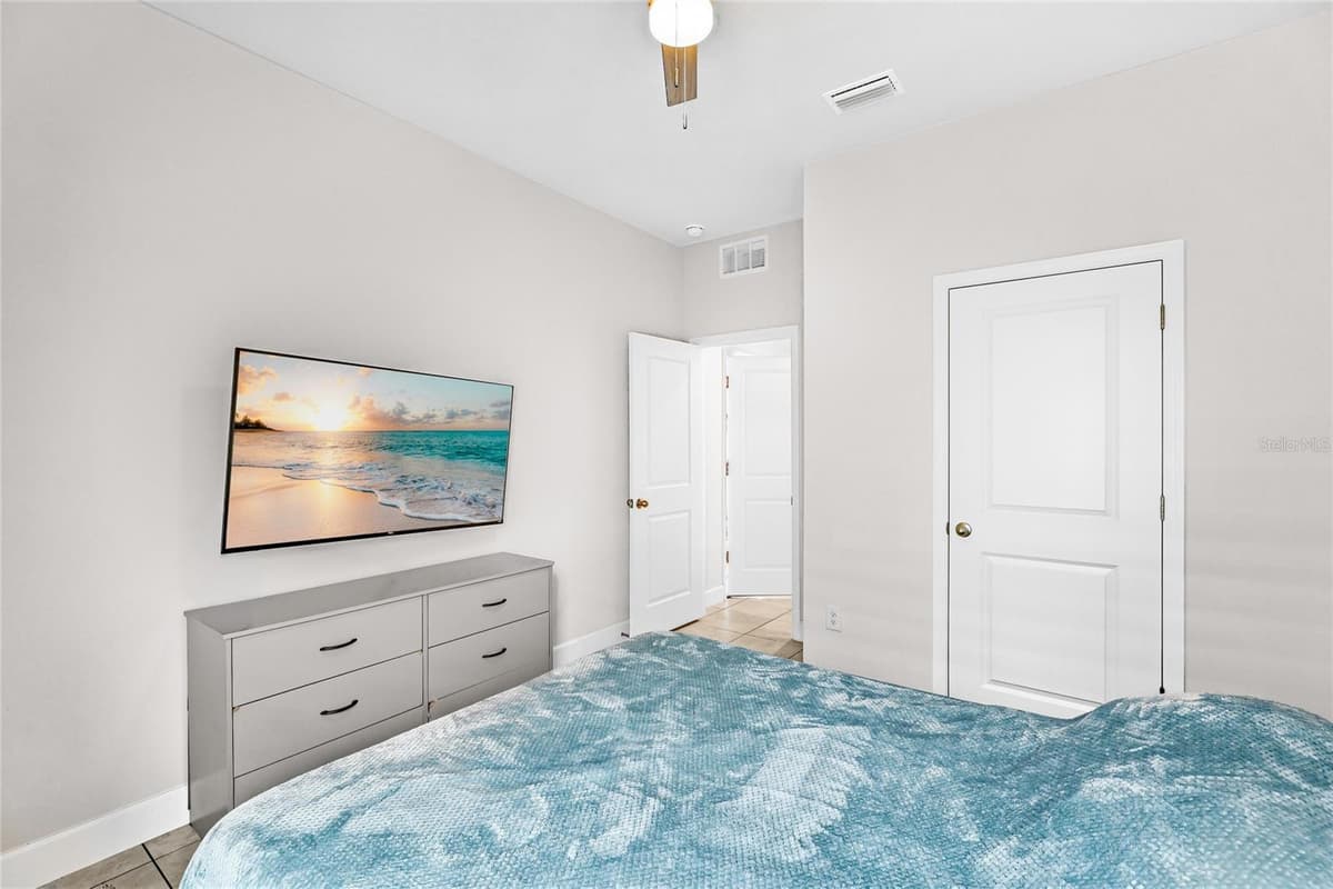 9916 DAYBREAK GLEN — photo 21 of 30