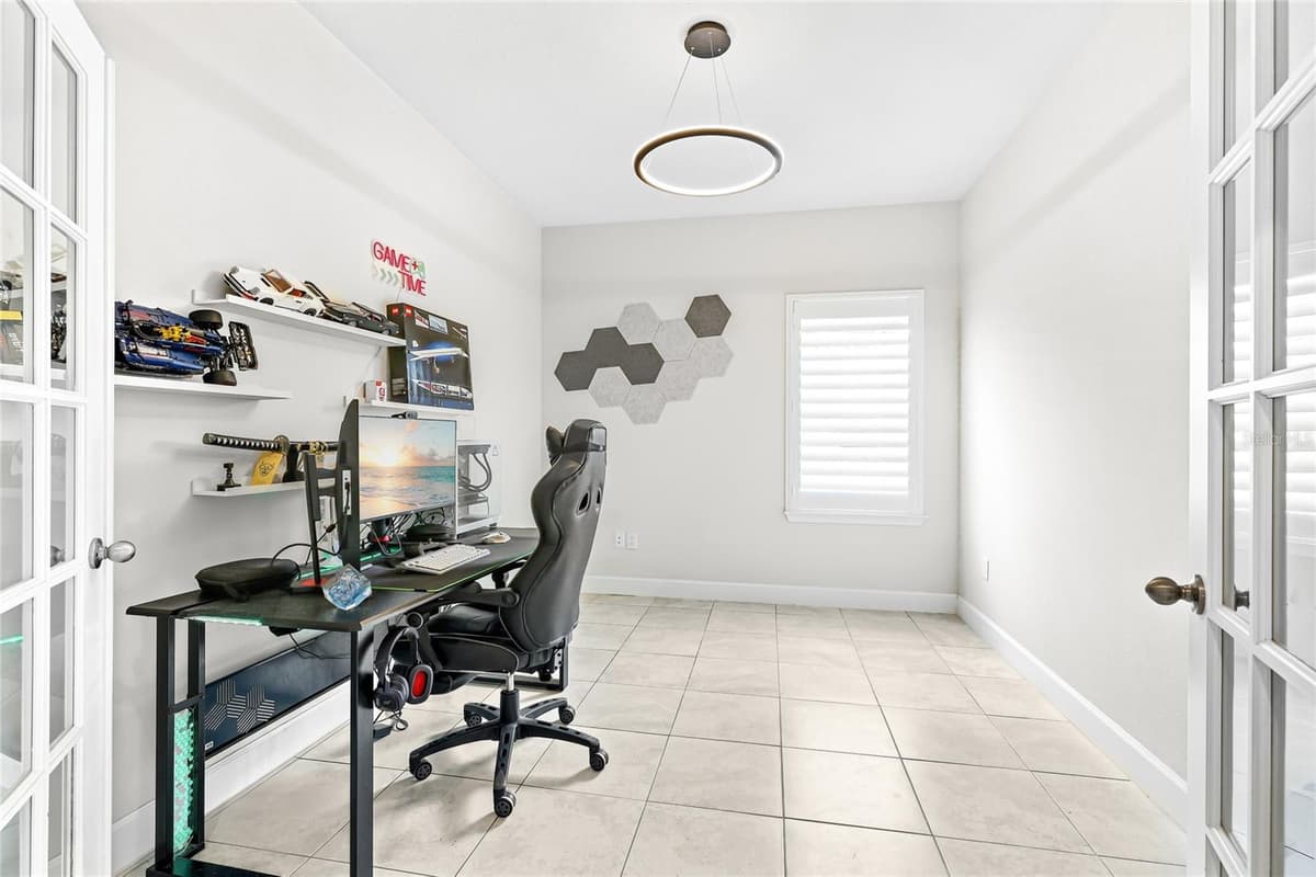 9916 DAYBREAK GLEN — photo 15 of 30