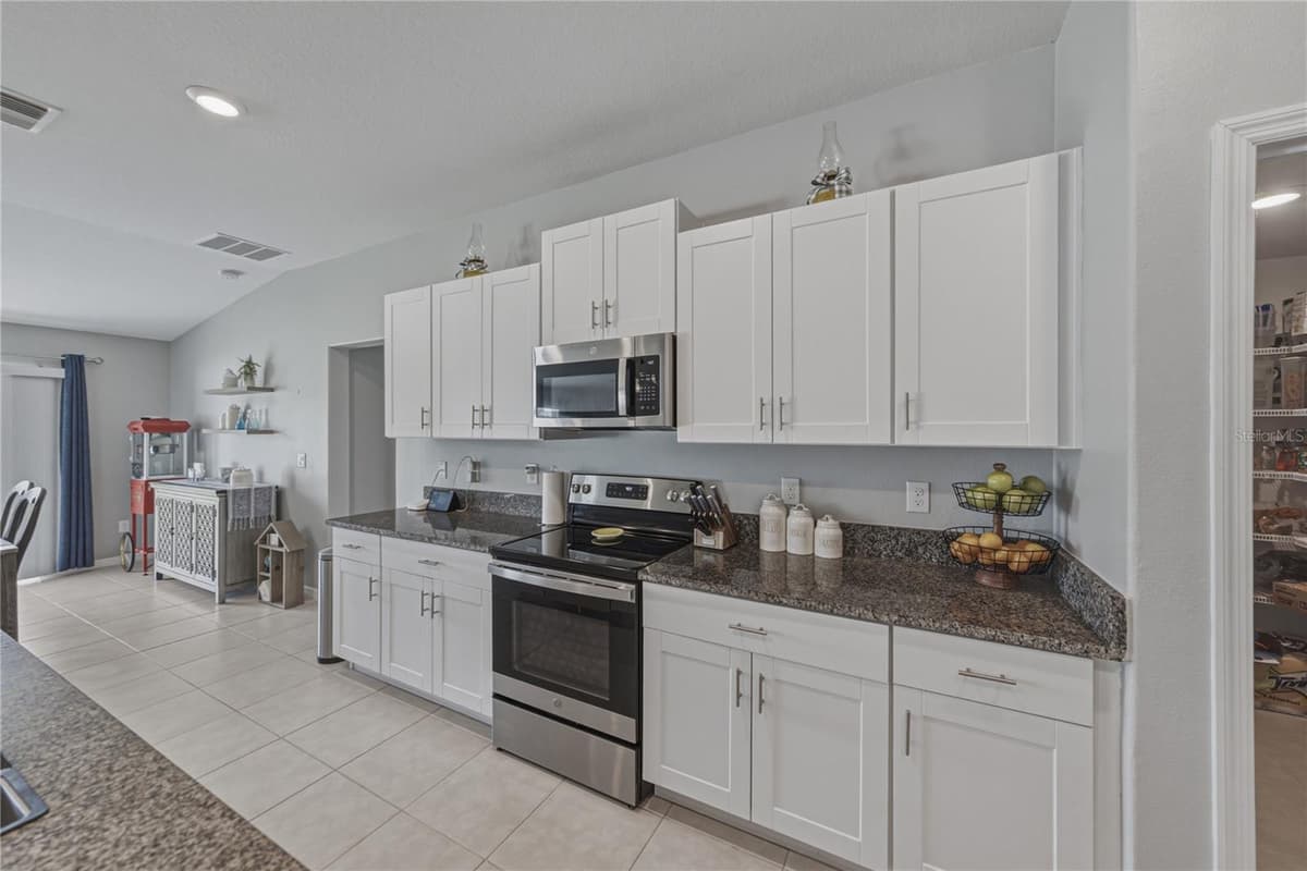 2922 FLYING BLACKBIRD ROAD — photo 30 of 61