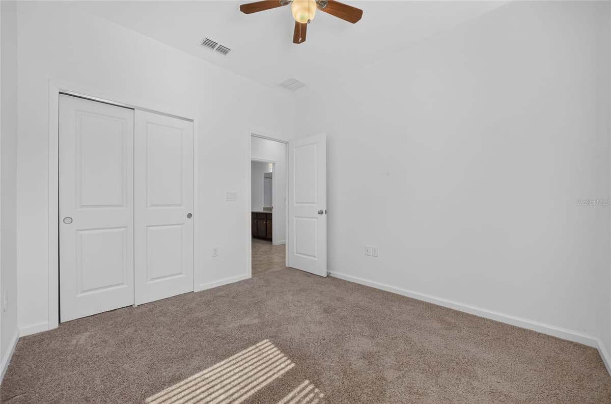 4406 DAVOS DR — photo 23 of 51
