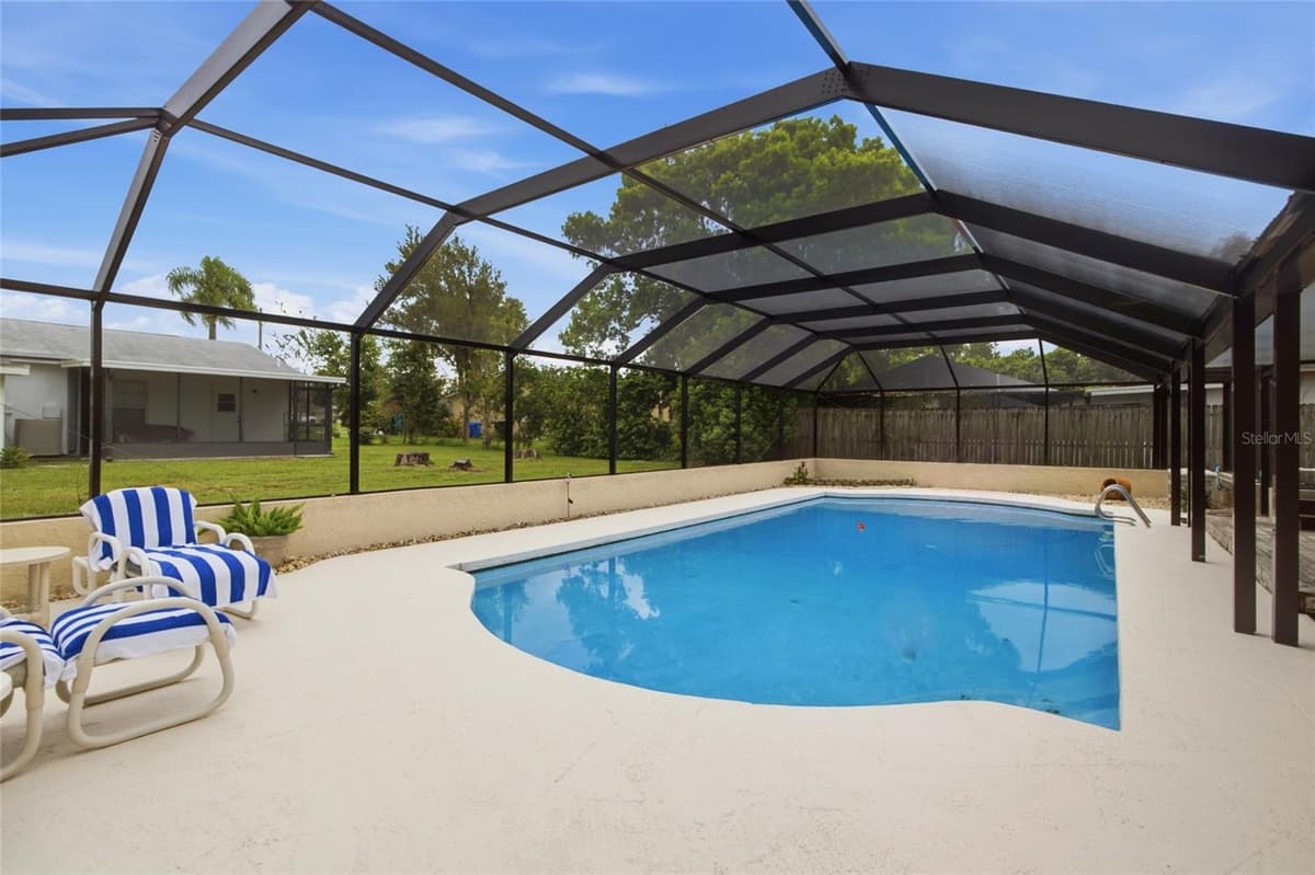 2971 FOREST CIRCLE — photo 34 of 38