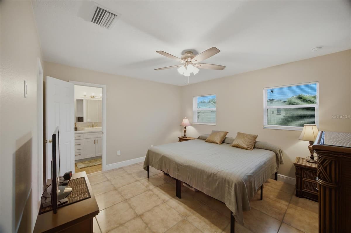 2971 FOREST CIRCLE — photo 18 of 38