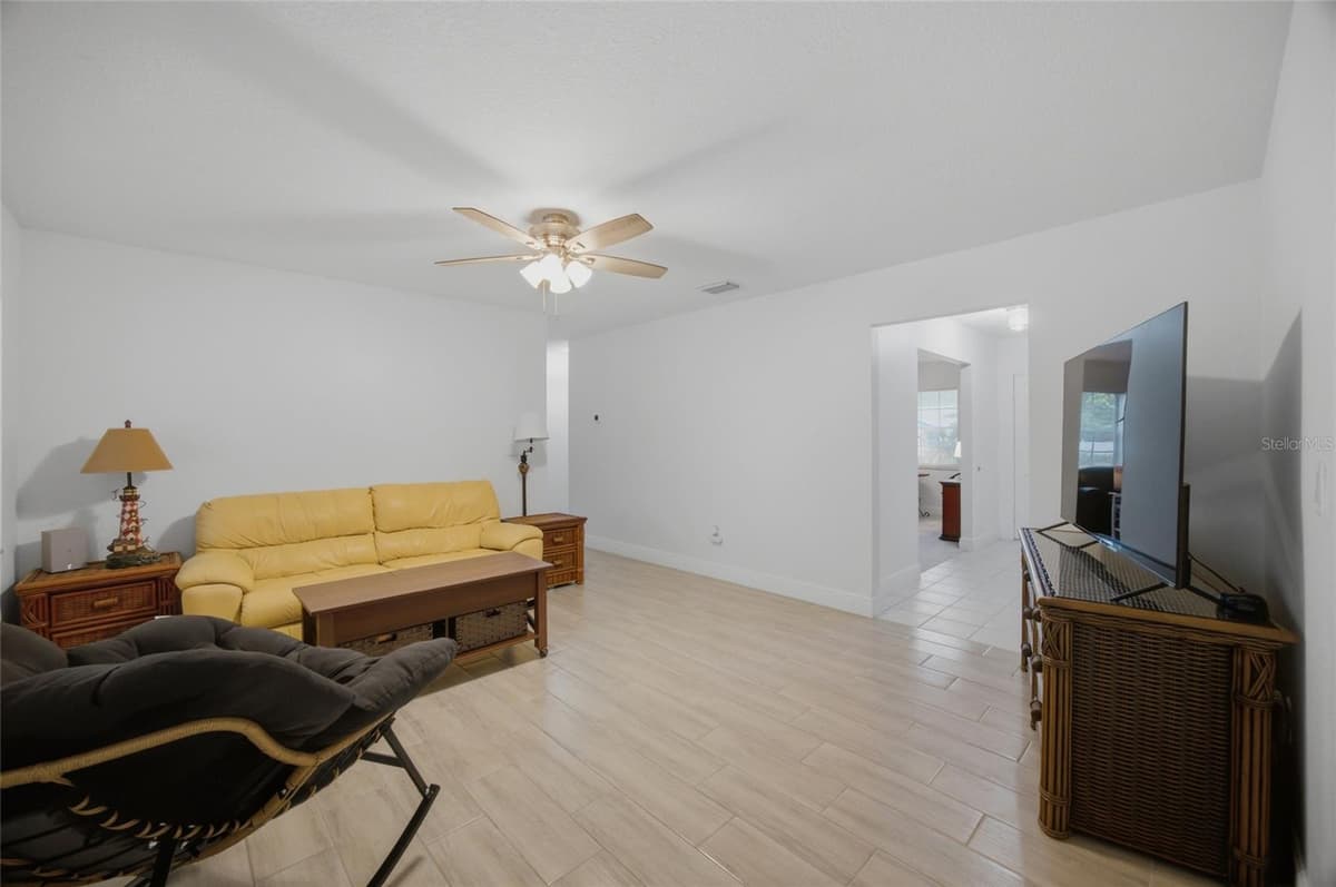 2971 FOREST CIRCLE — photo 7 of 38