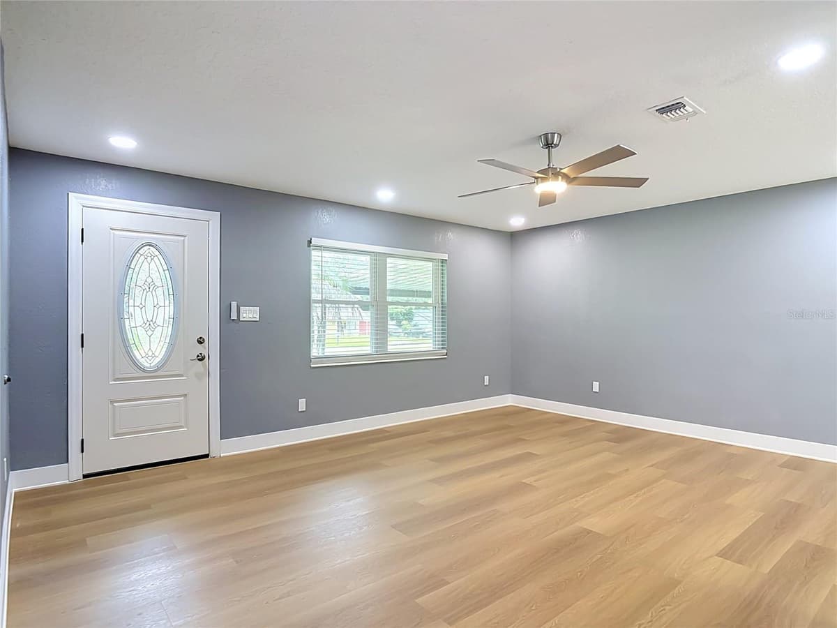 730 9TH STREET — photo 3 of 51