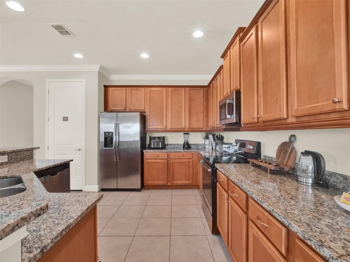 7564 MARKER AVENUE — photo 11 of 48