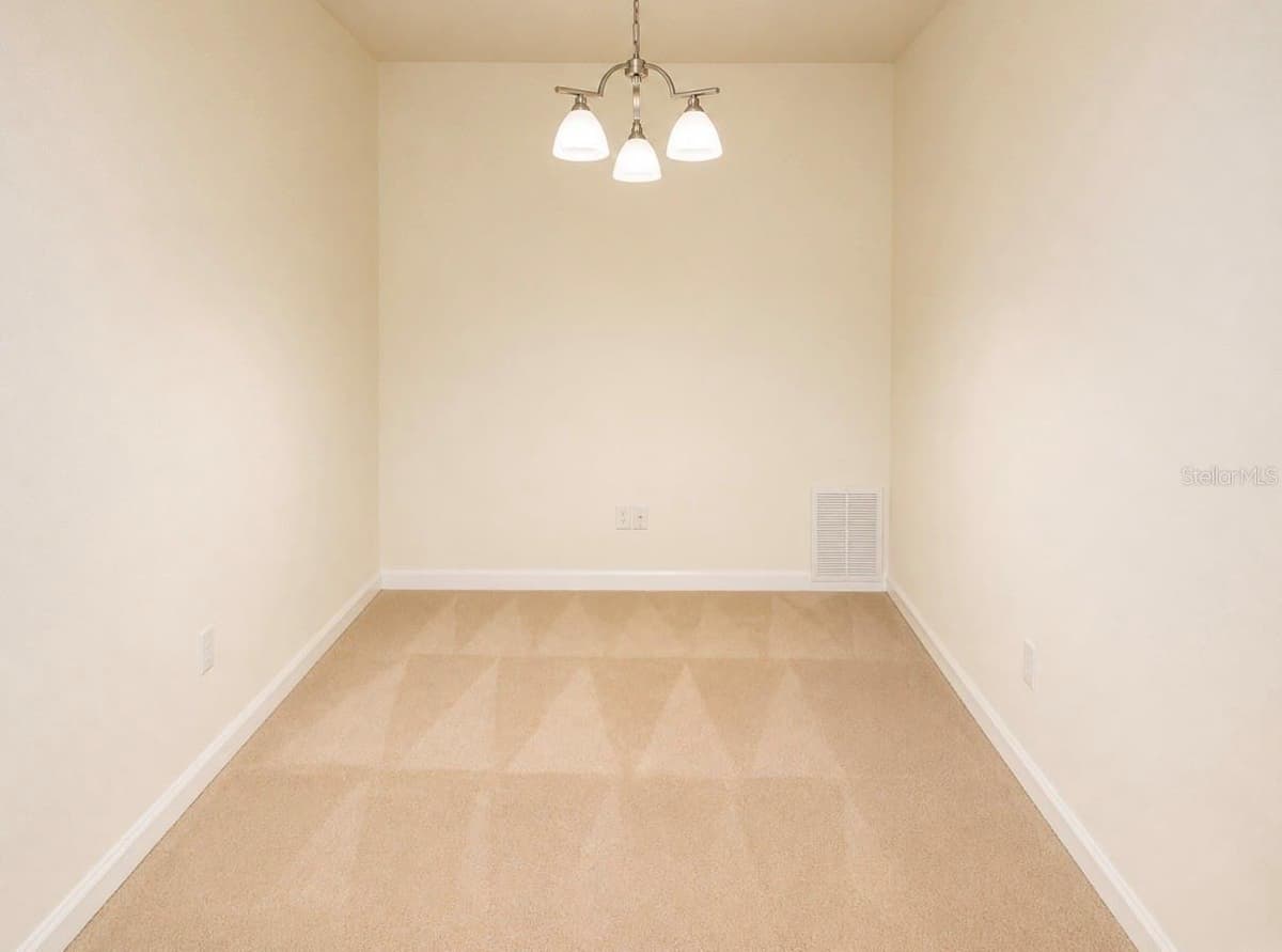 4312 HECTOR COURT — photo 6 of 12