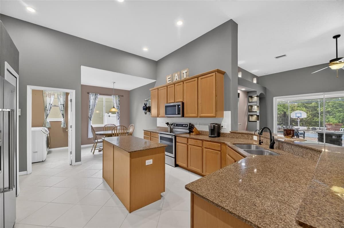13311 GRAHAM YARDEN DRIVE — photo 14 of 98