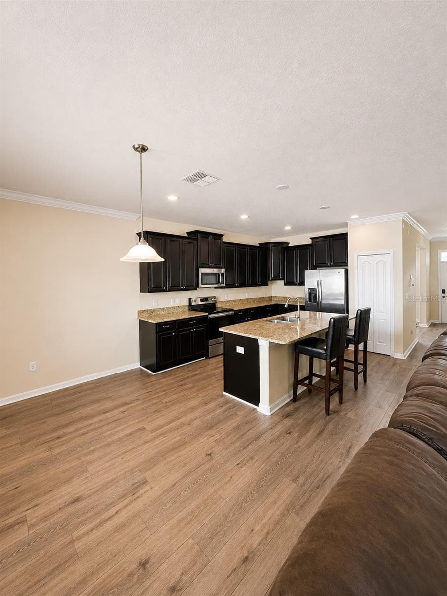 10908 WHITTNEY CHASE DRIVE — photo 10 of 39