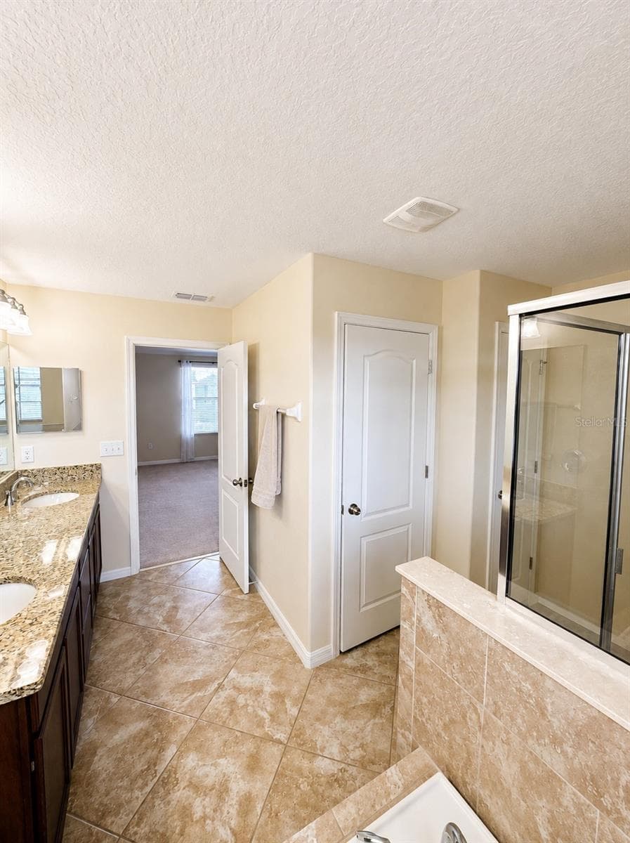 10908 WHITTNEY CHASE DRIVE — photo 19 of 39