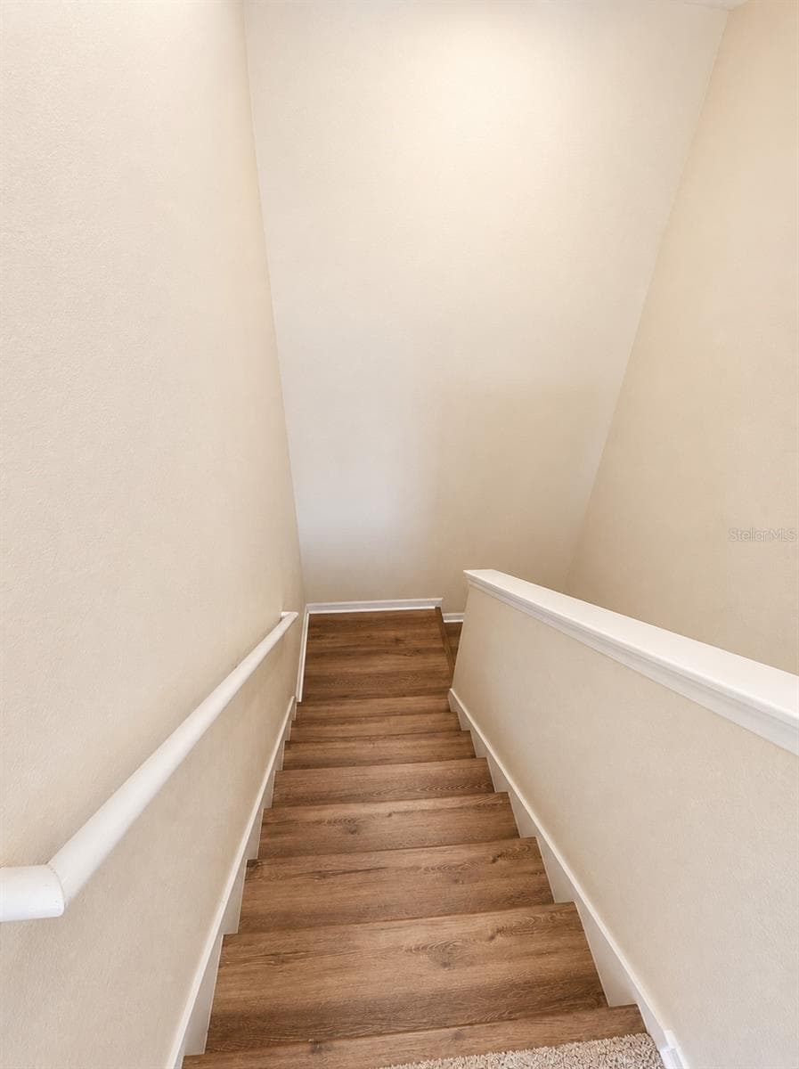 10908 WHITTNEY CHASE DRIVE — photo 27 of 39