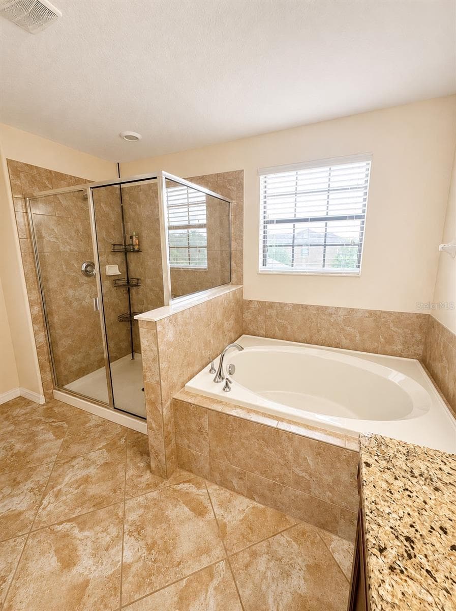 10908 WHITTNEY CHASE DRIVE — photo 20 of 39
