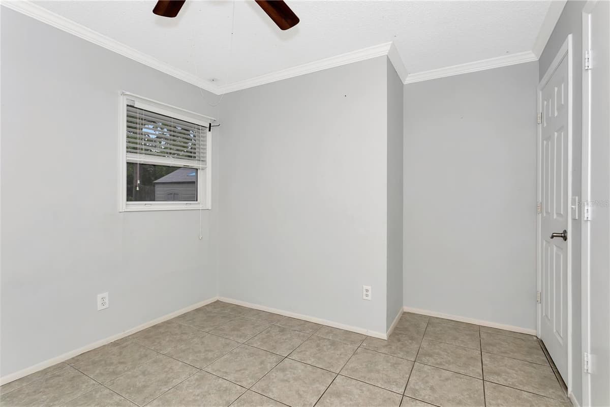 5680 25TH STREET CIRCLE — photo 18 of 23
