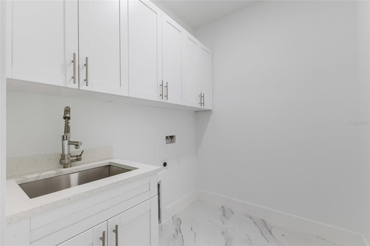 1817 KISMET PARKWAY — photo 39 of 56