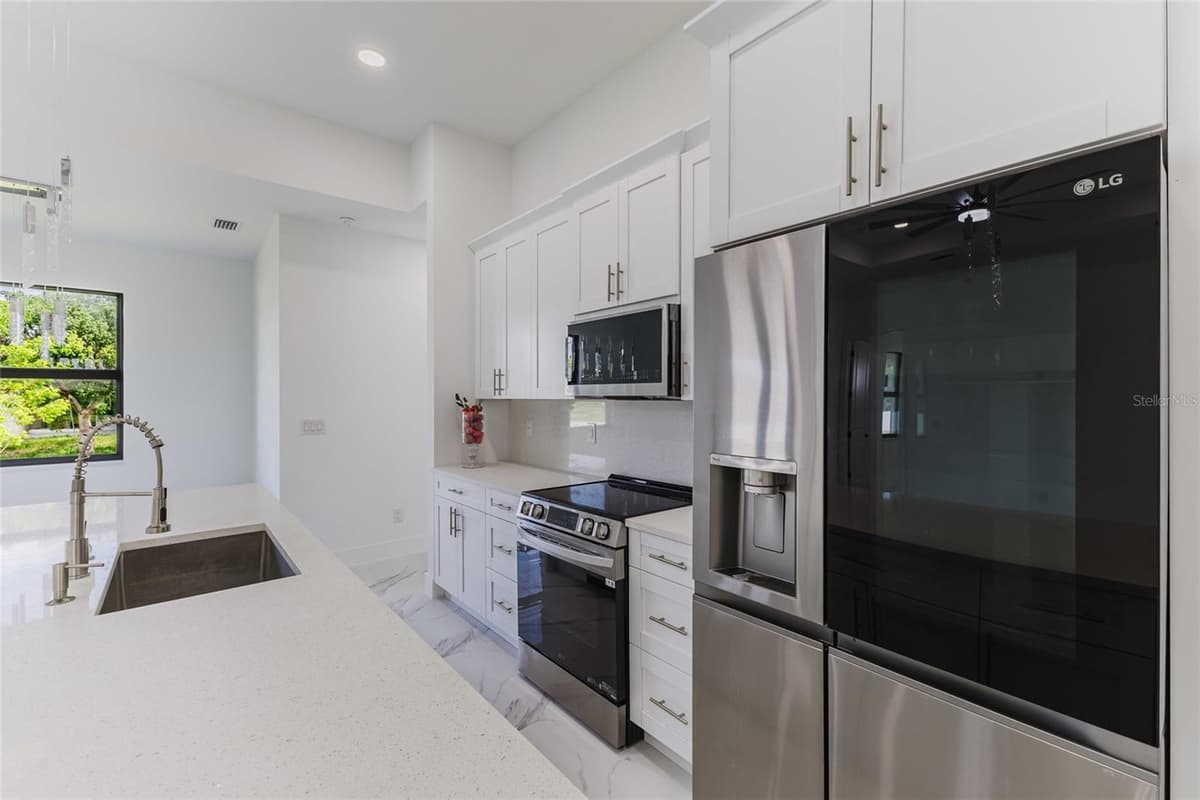 1817 KISMET PARKWAY — photo 14 of 56