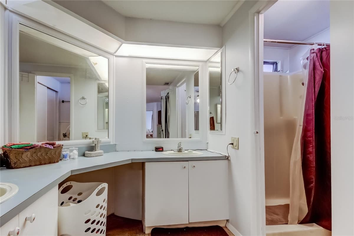 10151 HAMP DRIVE — photo 32 of 57
