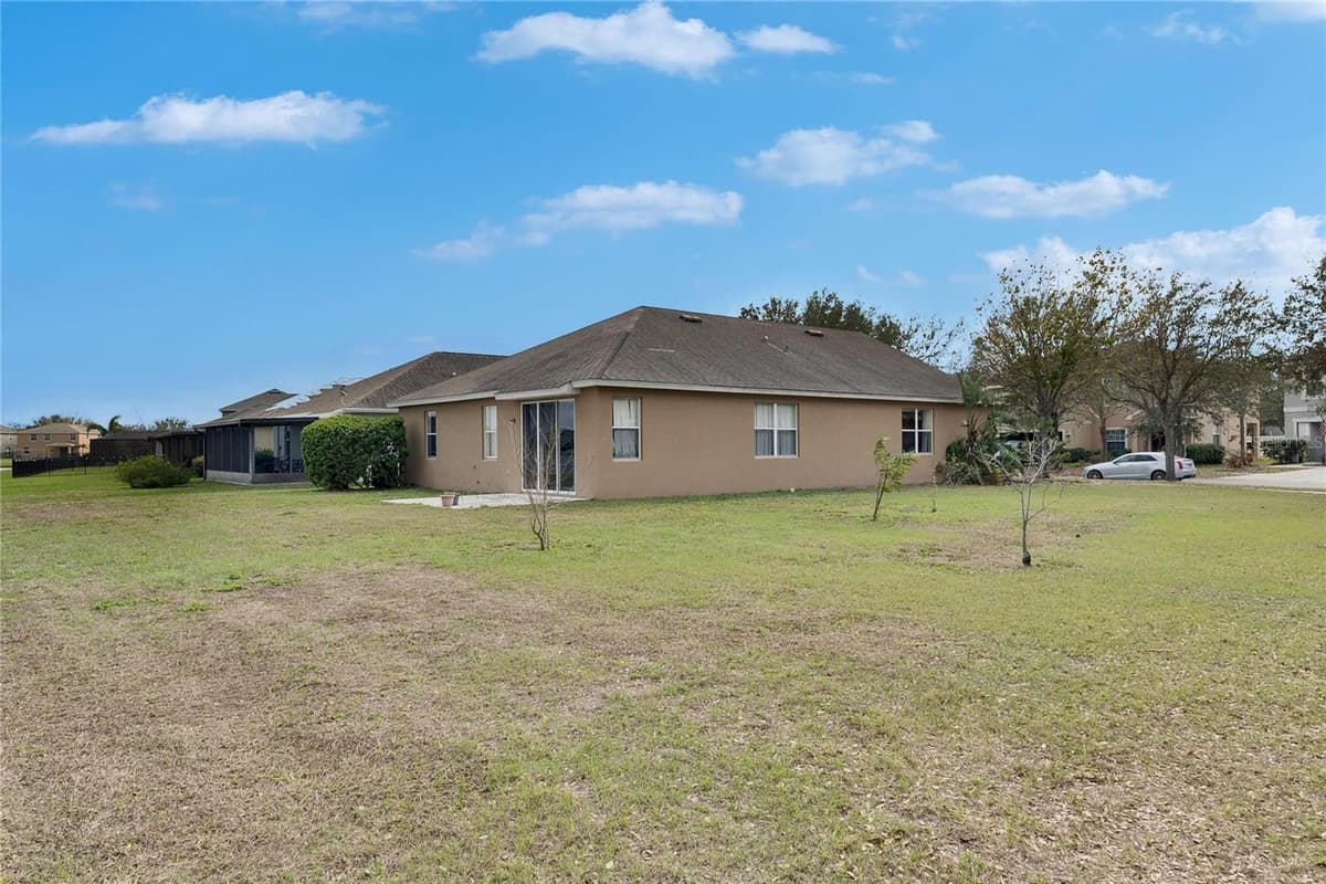 10328 CELTIC ASH DRIVE — photo 34 of 41