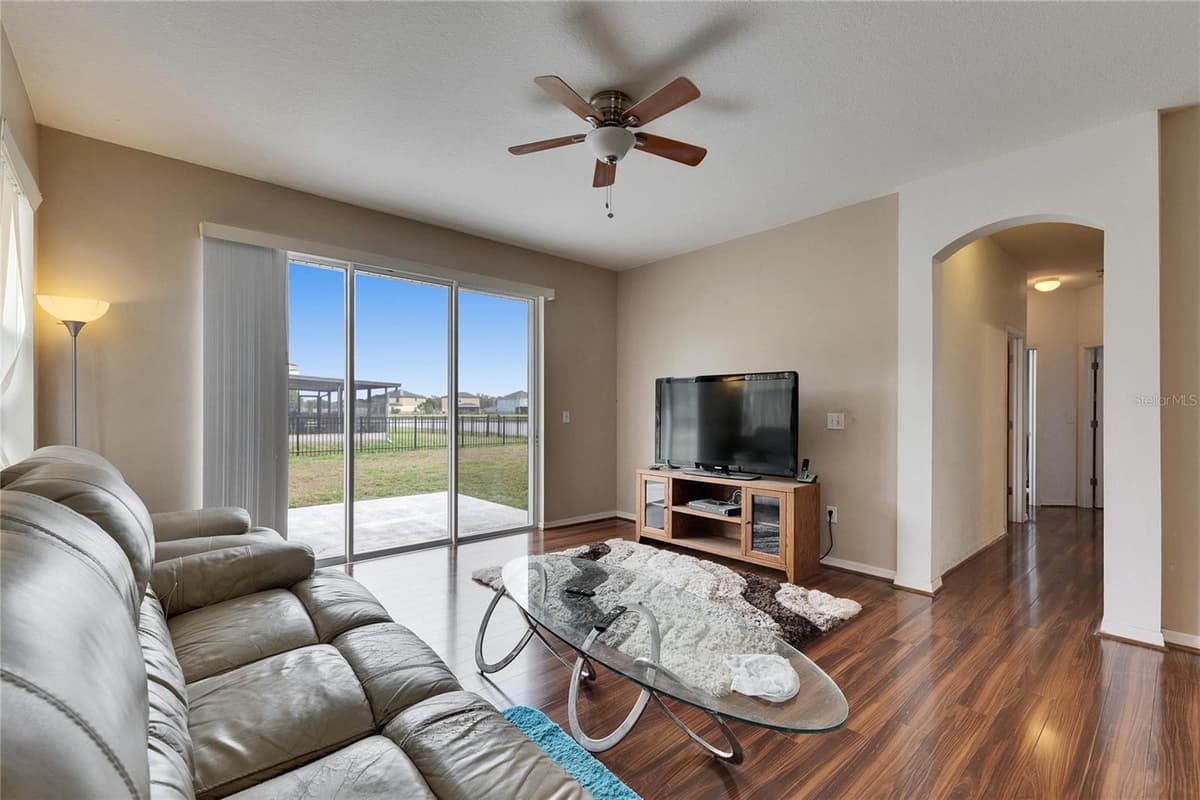 10328 CELTIC ASH DRIVE — photo 15 of 41