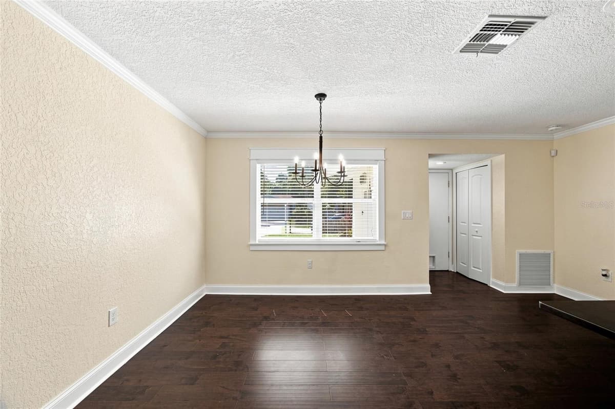8327 JENNIFER LANE — photo 14 of 56