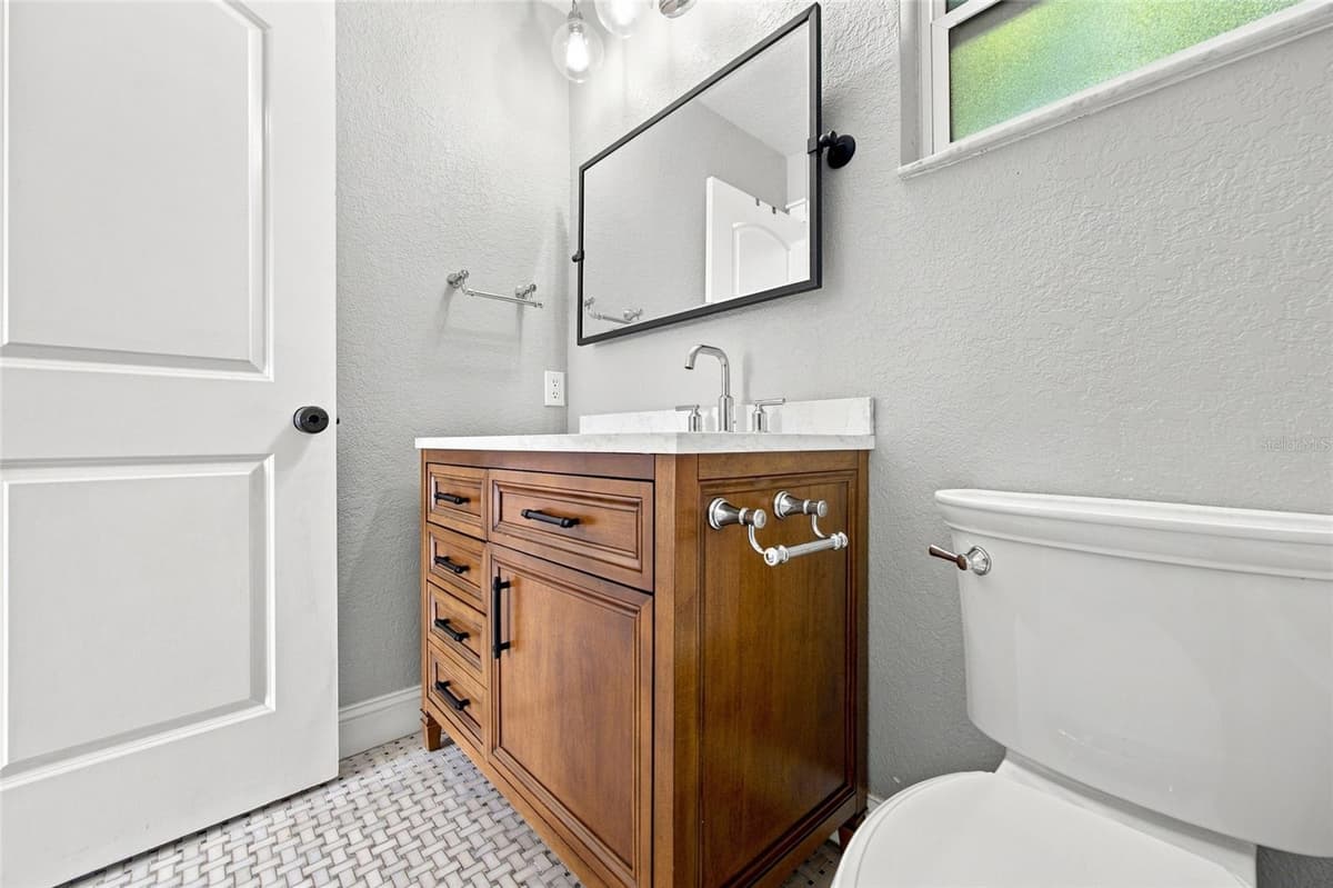 8327 JENNIFER LANE — photo 35 of 56