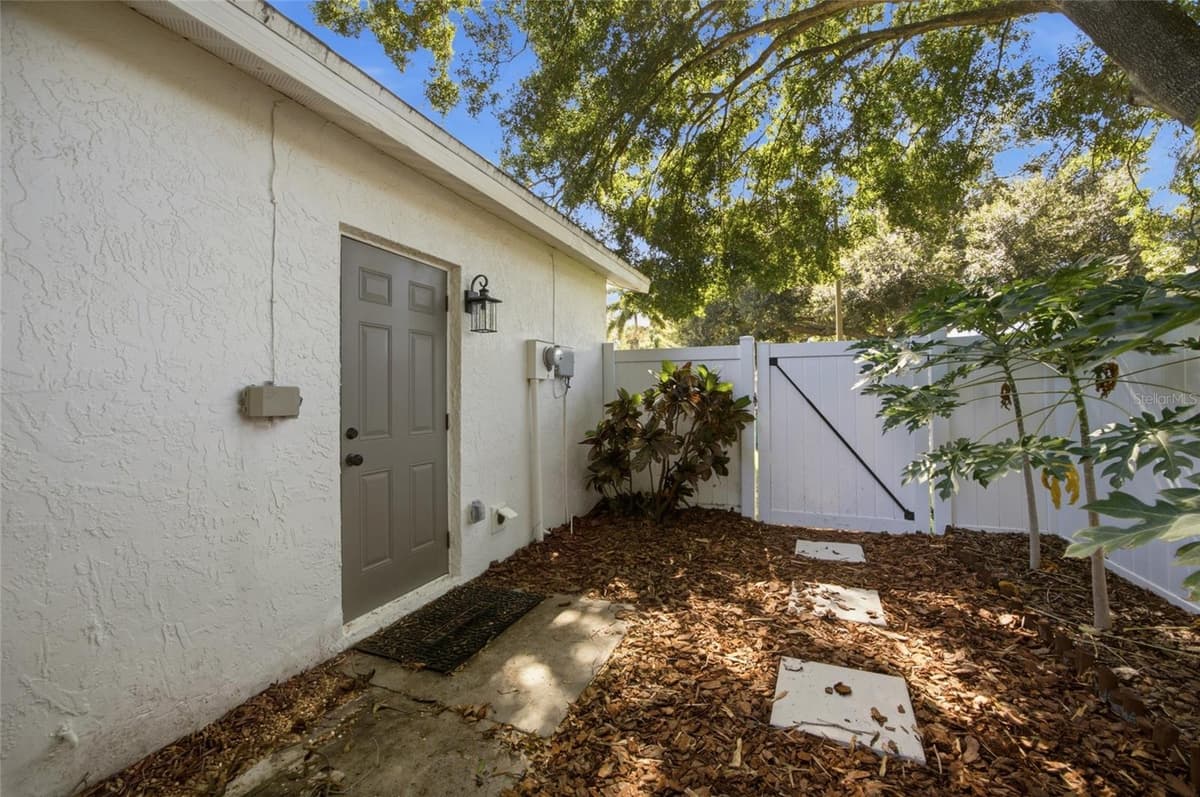 8327 JENNIFER LANE — photo 48 of 56