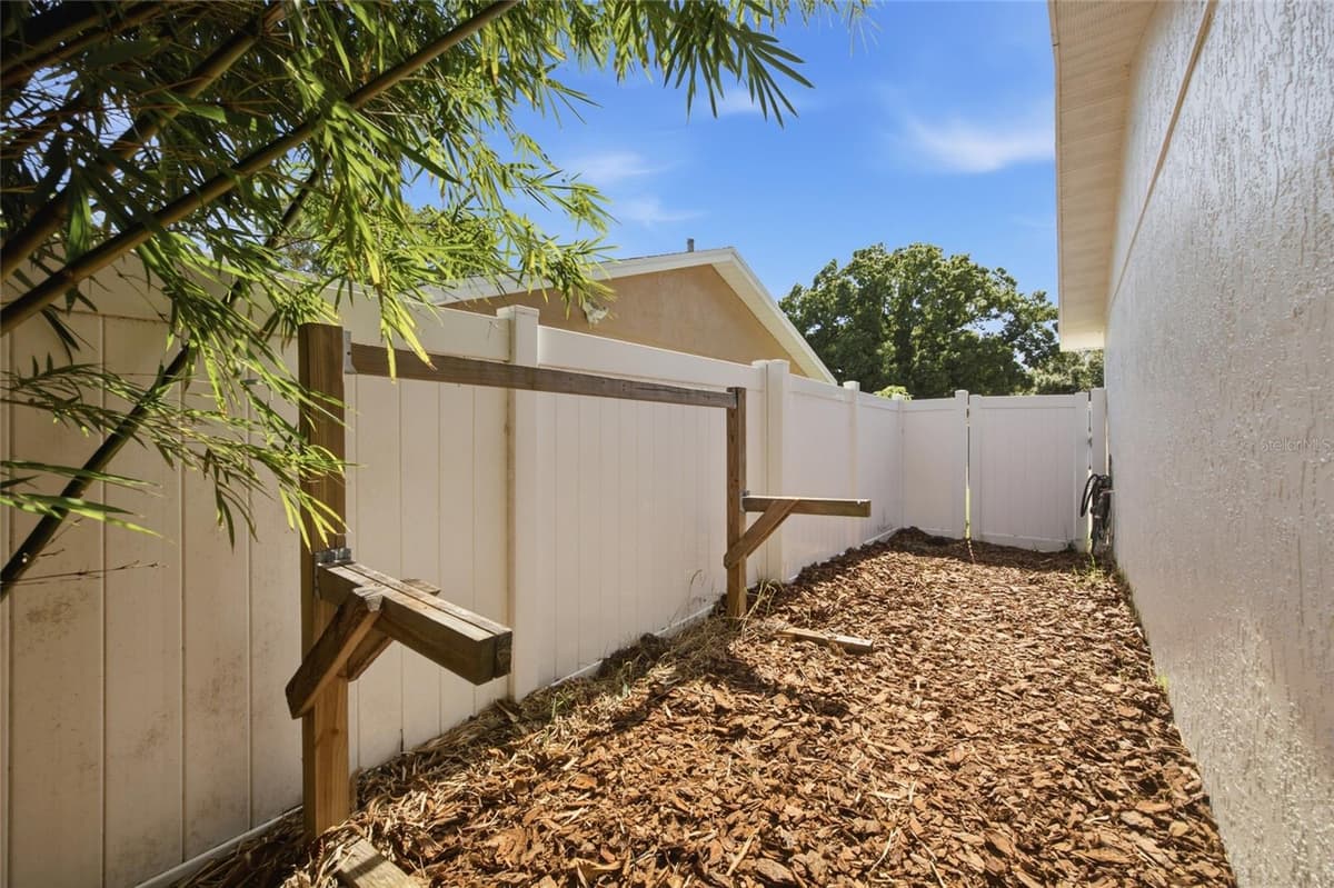 8327 JENNIFER LANE — photo 45 of 56