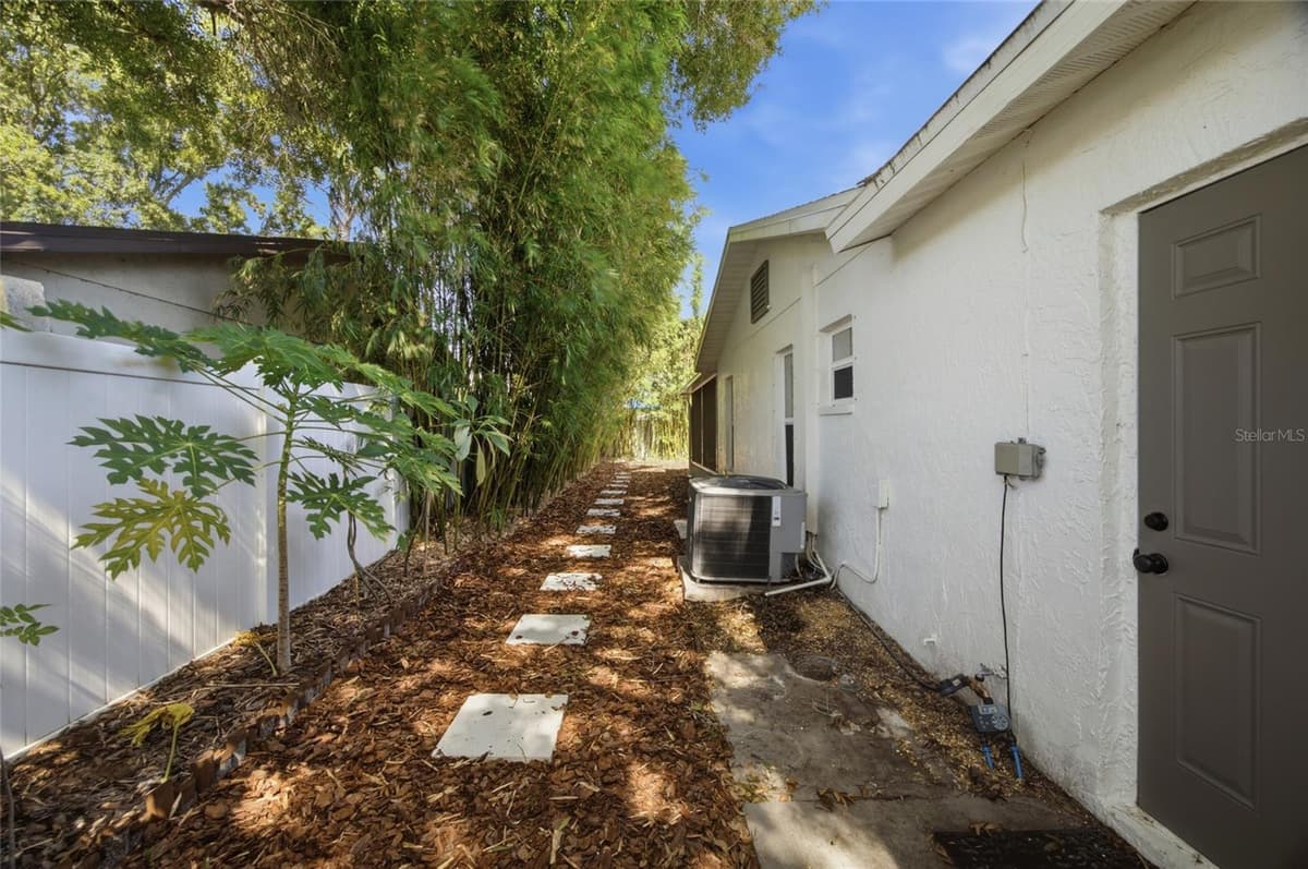 8327 JENNIFER LANE — photo 49 of 56