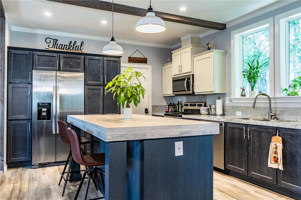 950 LAKE COVE TRAIL — photo 15 of 43