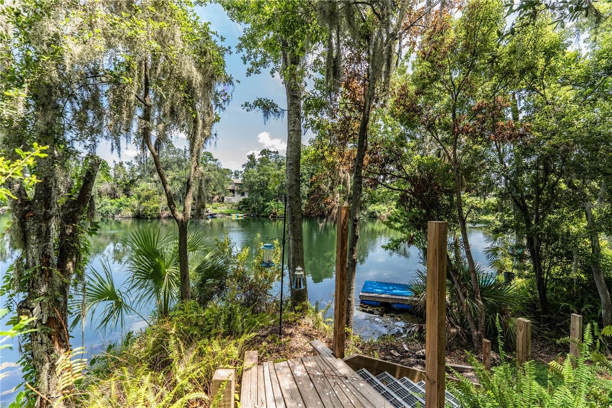 950 LAKE COVE TRAIL — photo 42 of 43