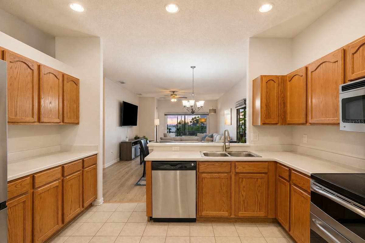 30907 WHITLOCK DRIVE — photo 9 of 18