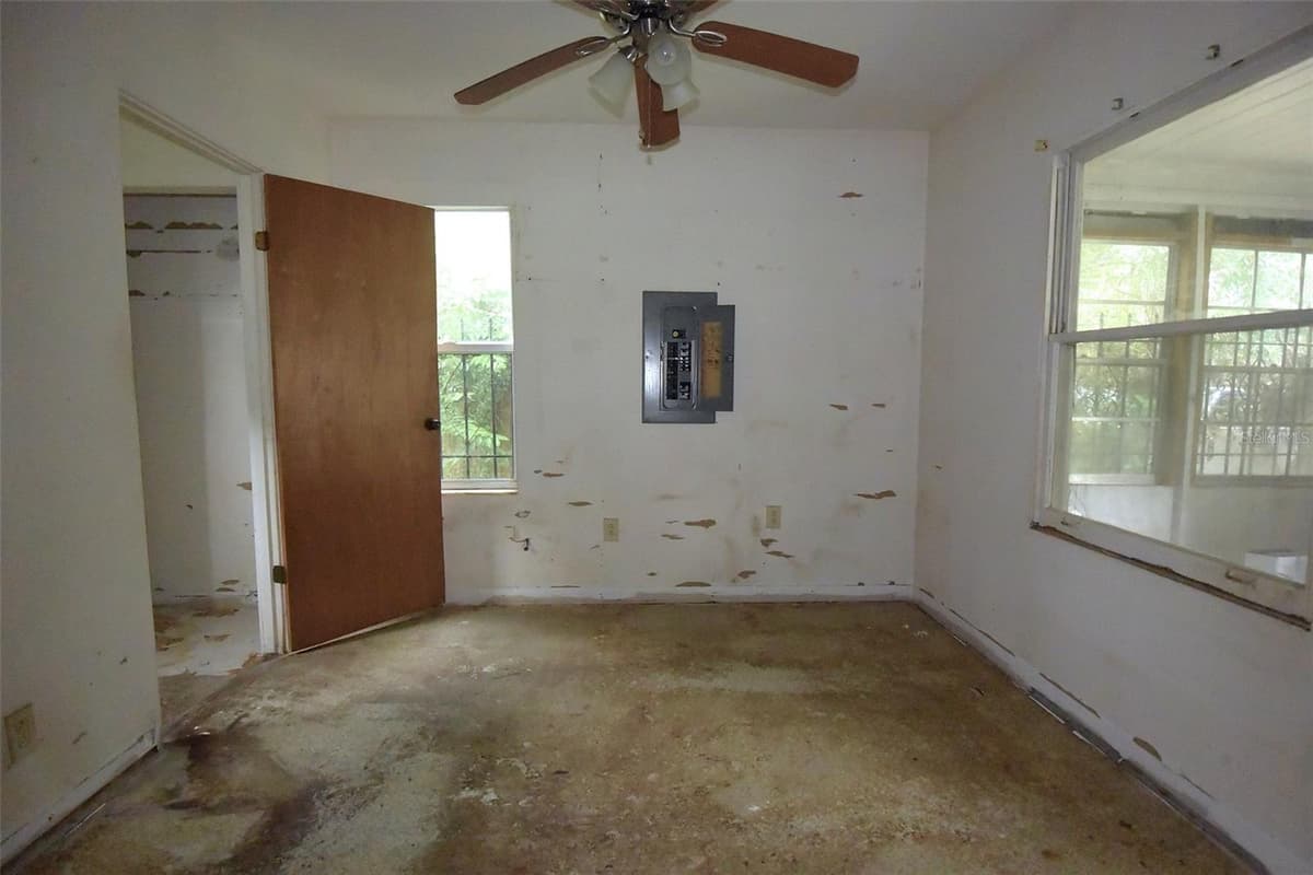 1422 HUMPHREY STREET — photo 19 of 23