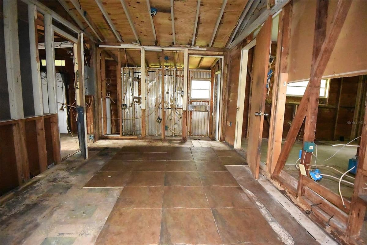 1422 HUMPHREY STREET — photo 15 of 23