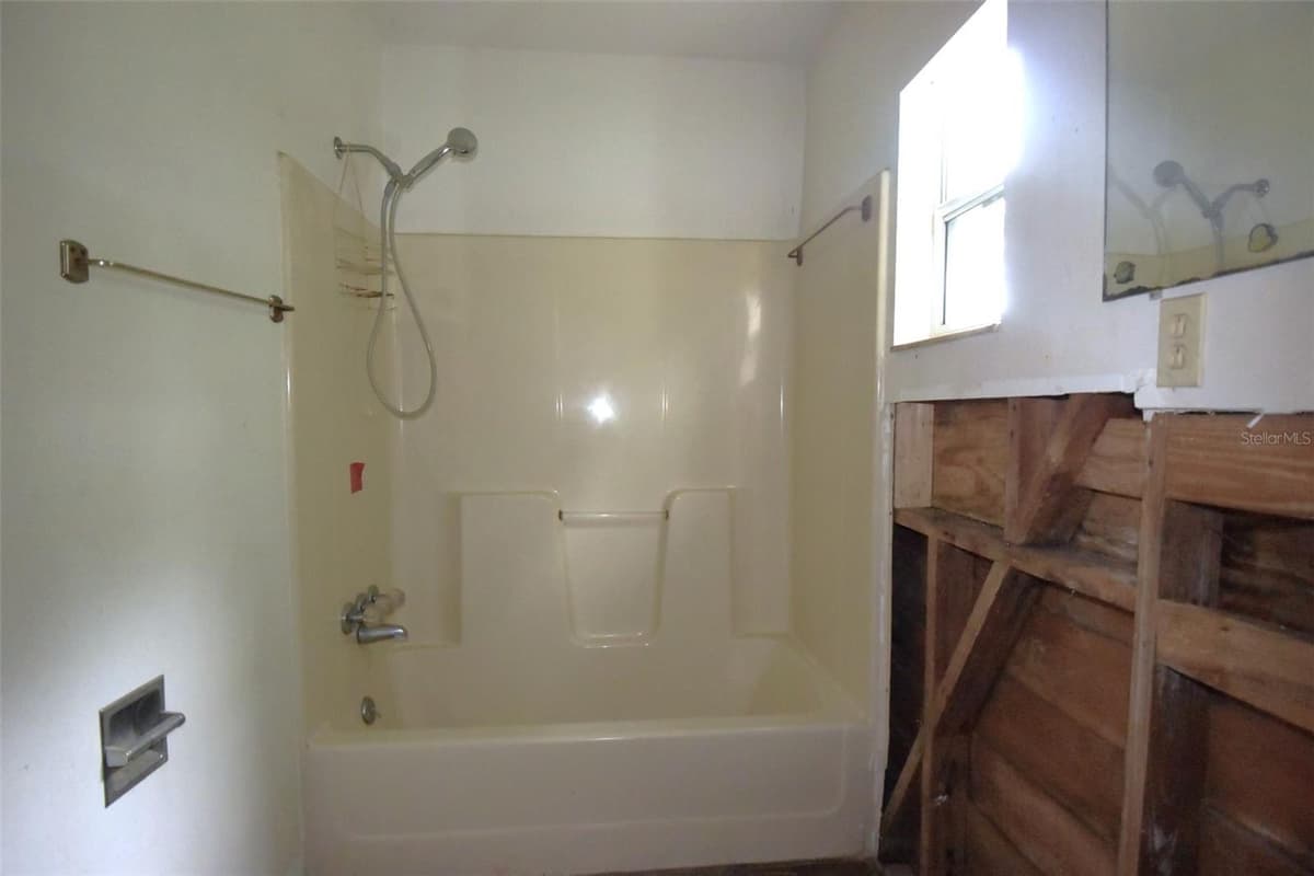 1422 HUMPHREY STREET — photo 22 of 23