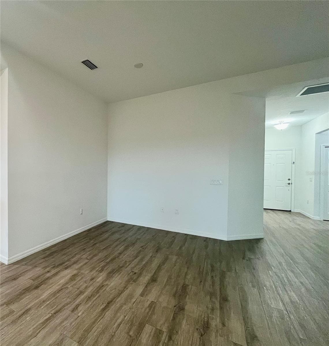 13554 MARILYN COURT — photo 6 of 50