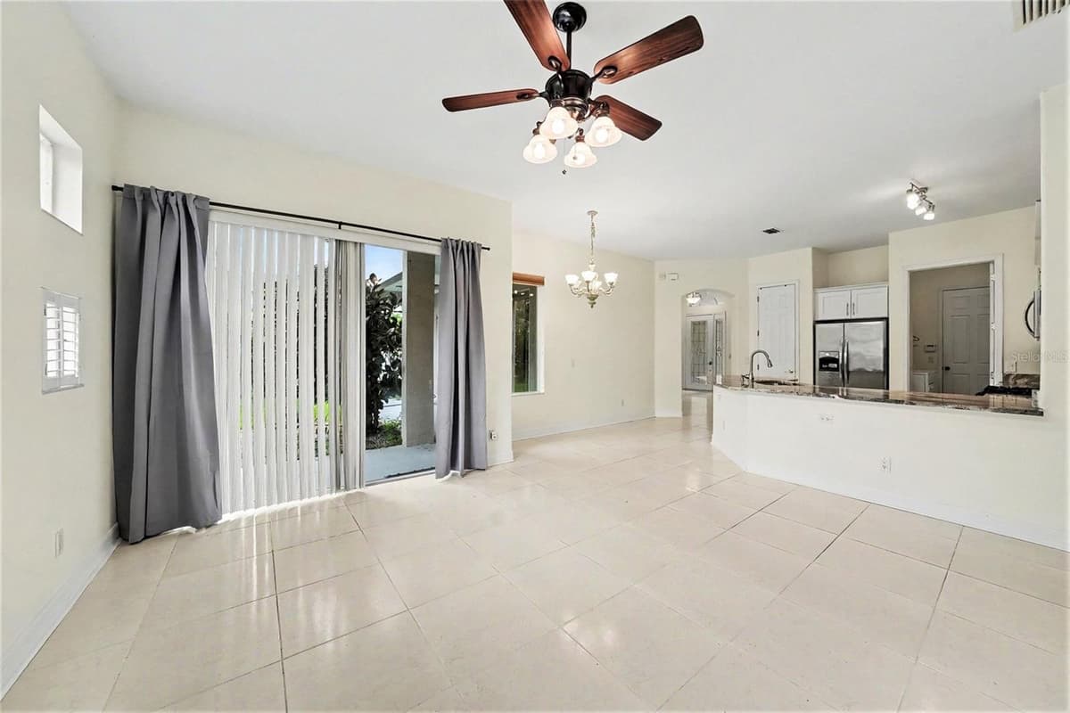 12516 LEATHERLEAF DRIVE — photo 9 of 31