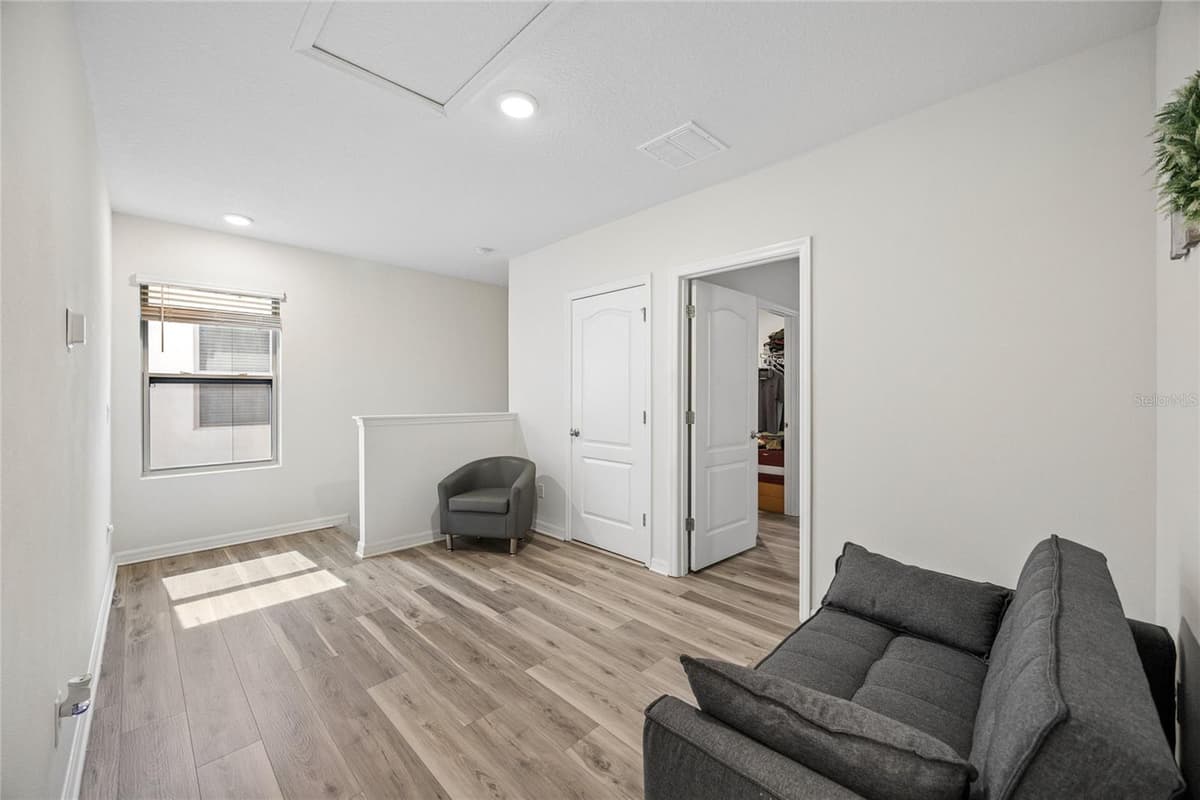 3057 TIMBER HAWK CIRCLE — photo 19 of 29