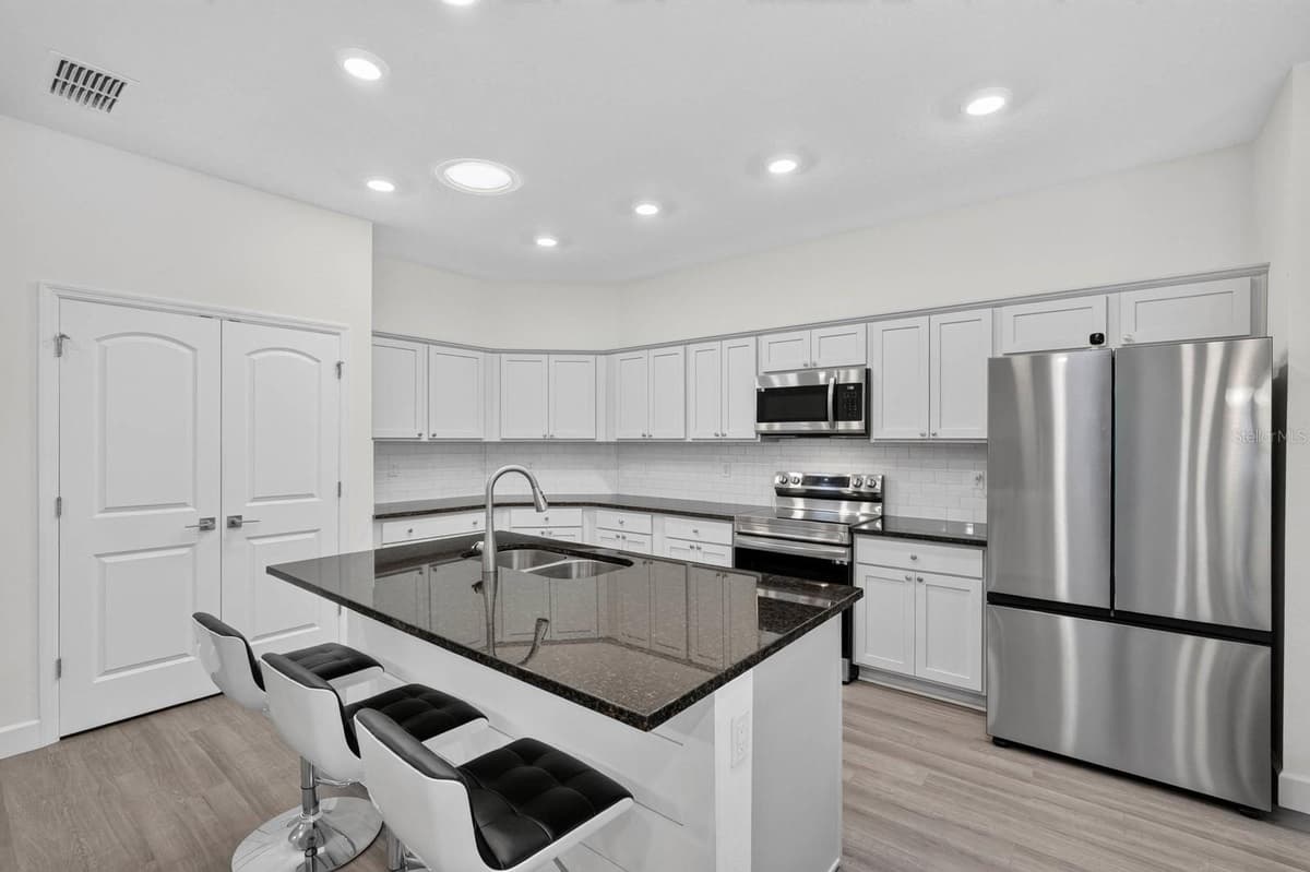 23 BUD FIELD DRIVE — photo 3 of 59