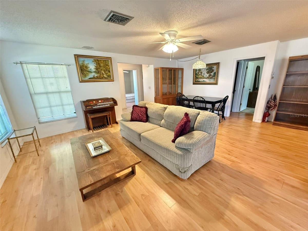 3112 VIVIENDA BOULEVARD — photo 5 of 26