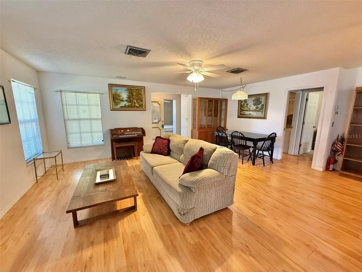 3112 VIVIENDA BOULEVARD — photo 6 of 26