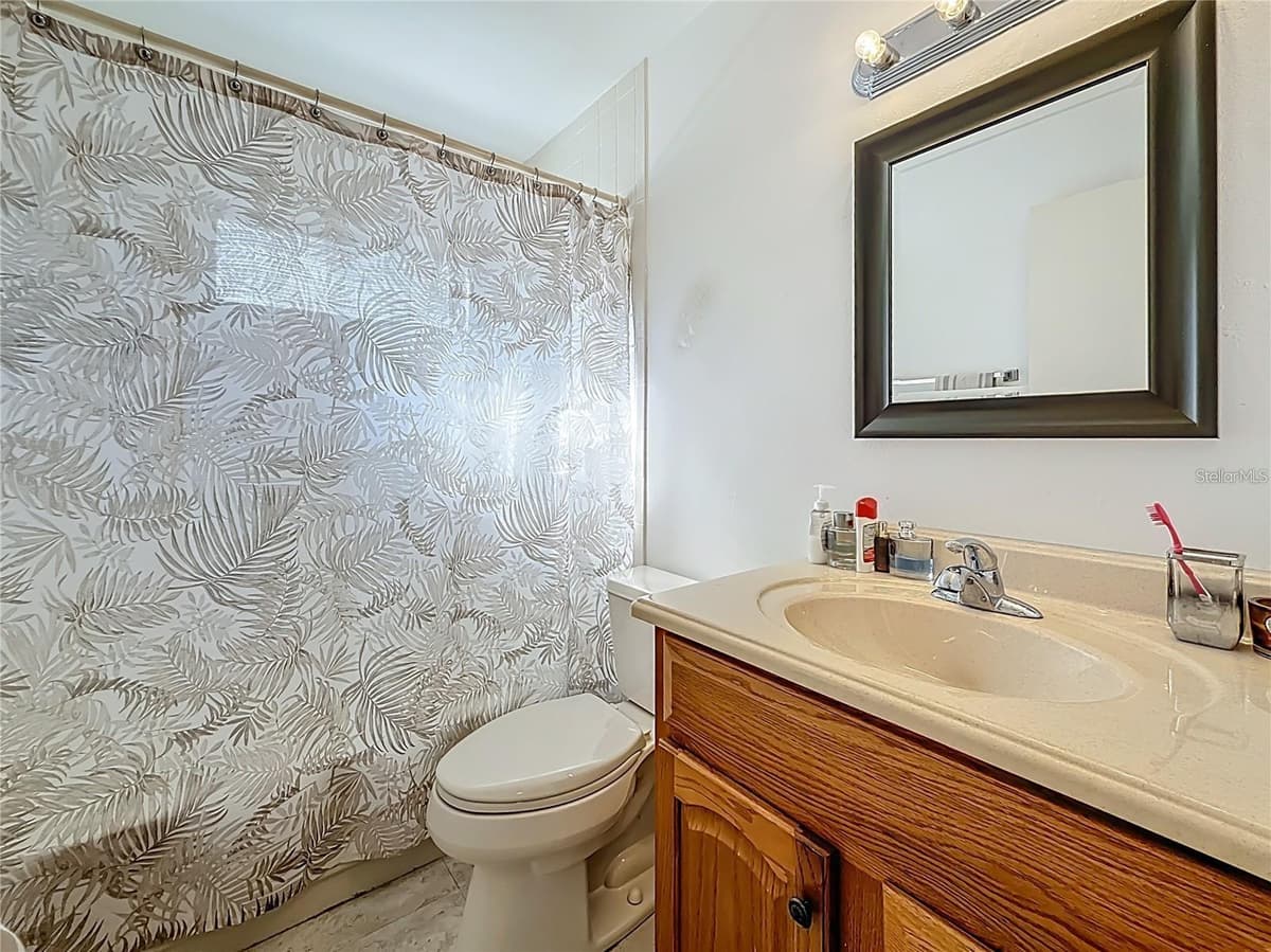 1909 CASTLE BAY COURT — photo 33 of 53