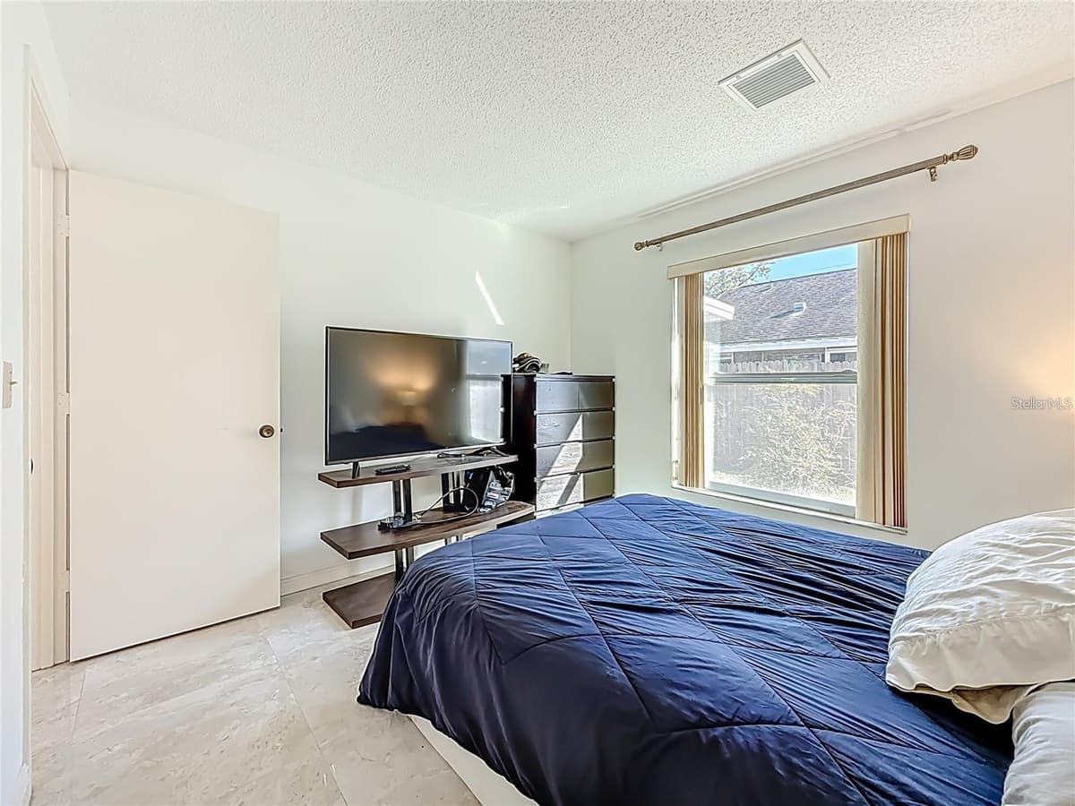 1909 CASTLE BAY COURT — photo 31 of 53