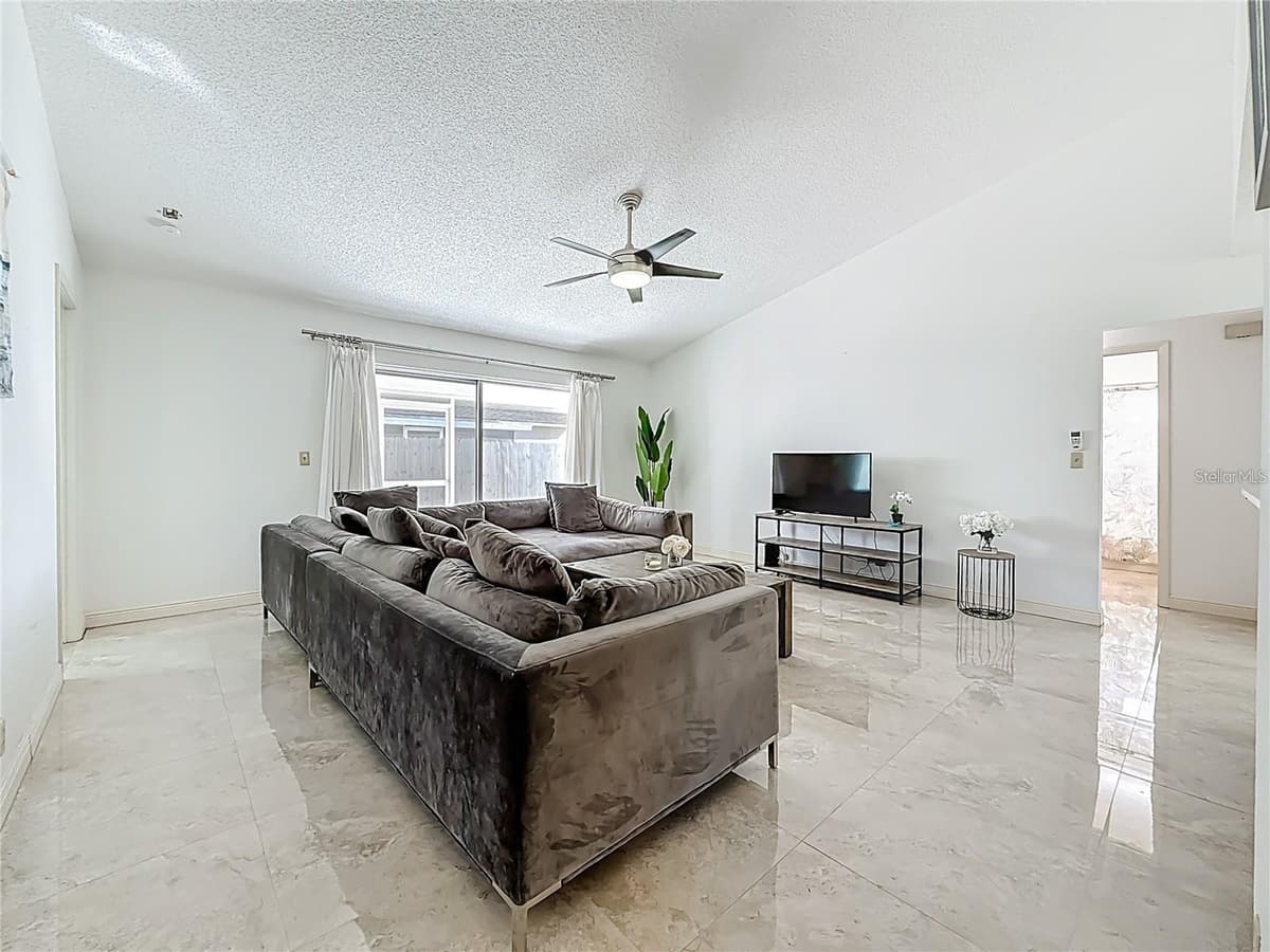 1909 CASTLE BAY COURT — photo 13 of 53