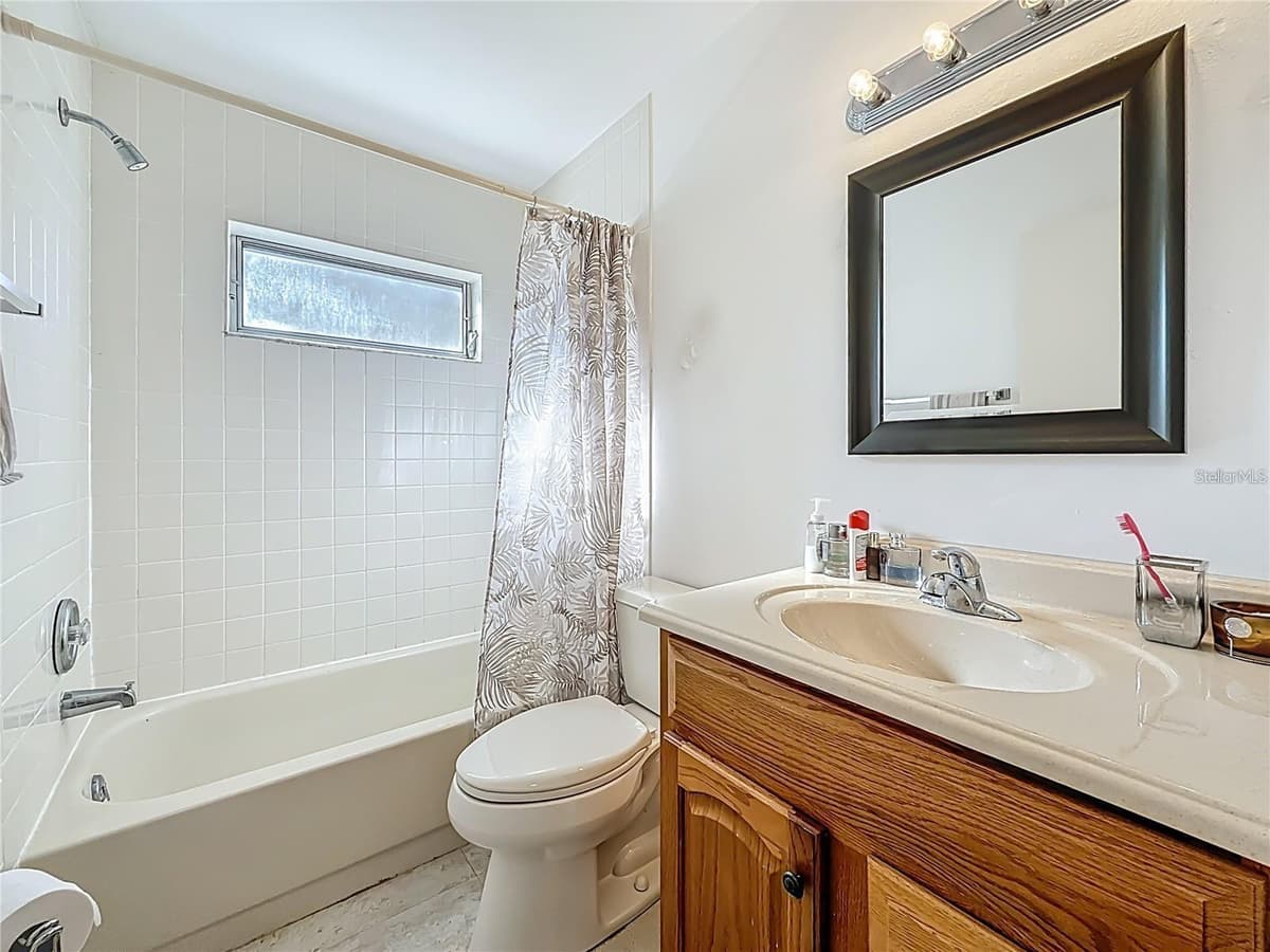 1909 CASTLE BAY COURT — photo 34 of 53