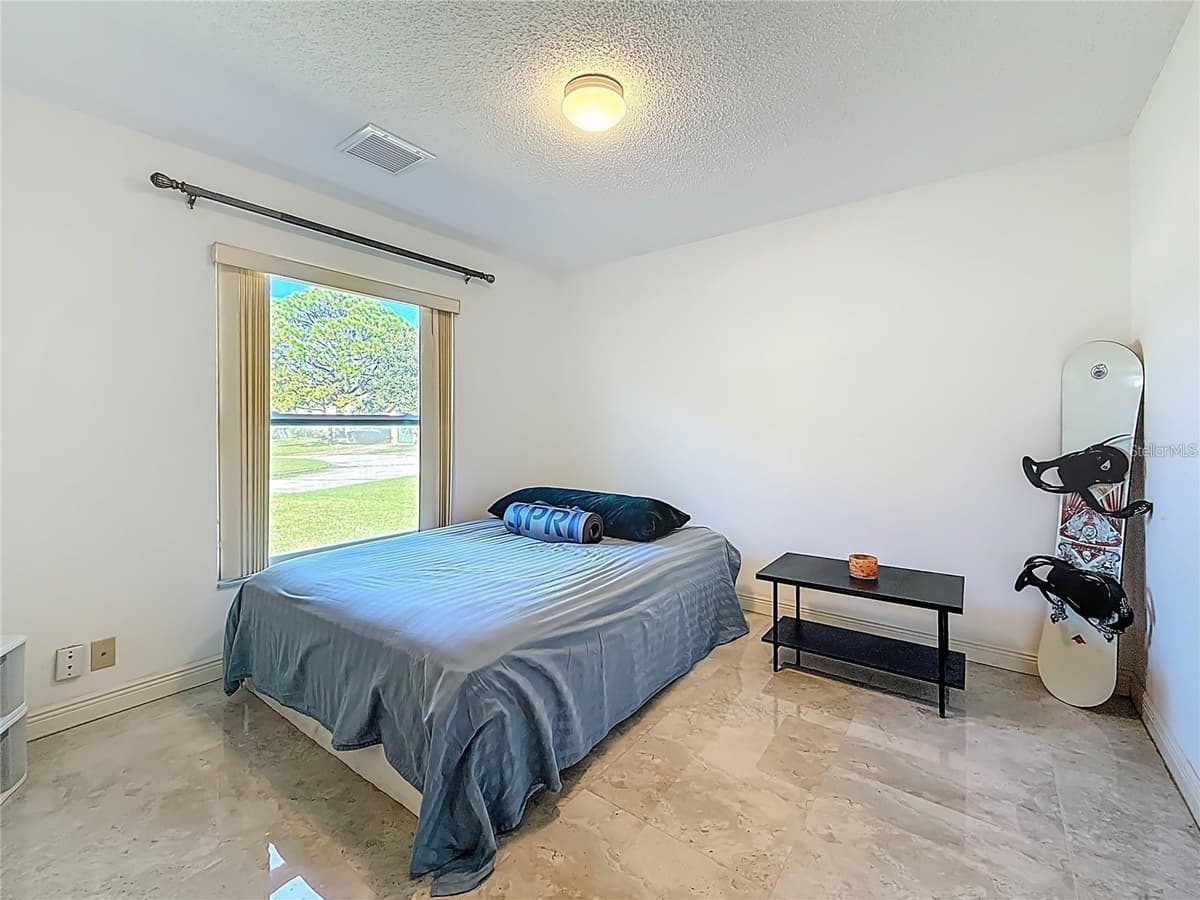 1909 CASTLE BAY COURT — photo 10 of 53