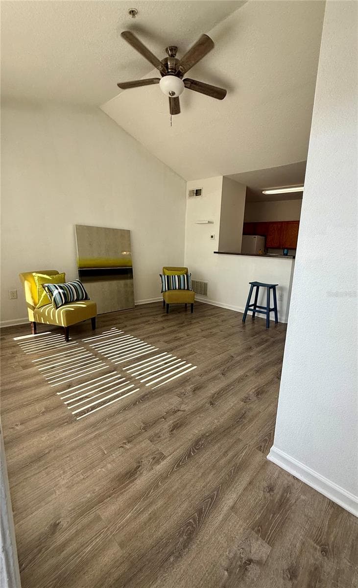4802 51ST STREET — photo 3 of 26