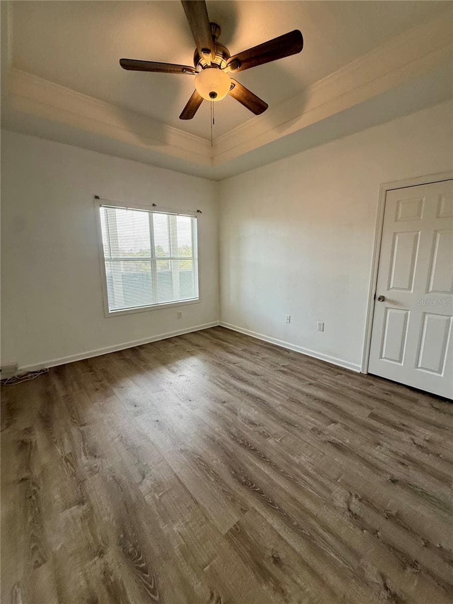 4802 51ST STREET — photo 11 of 26