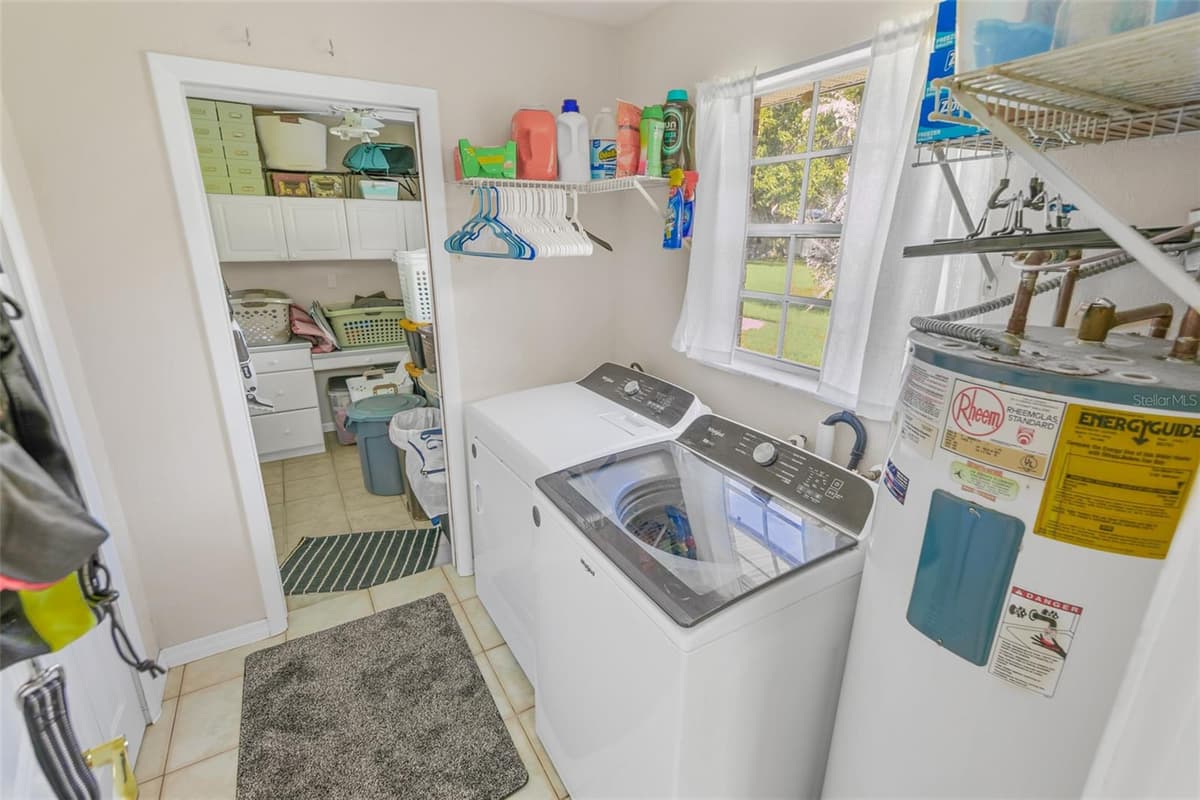 2041 HALIFAX DRIVE — photo 20 of 24