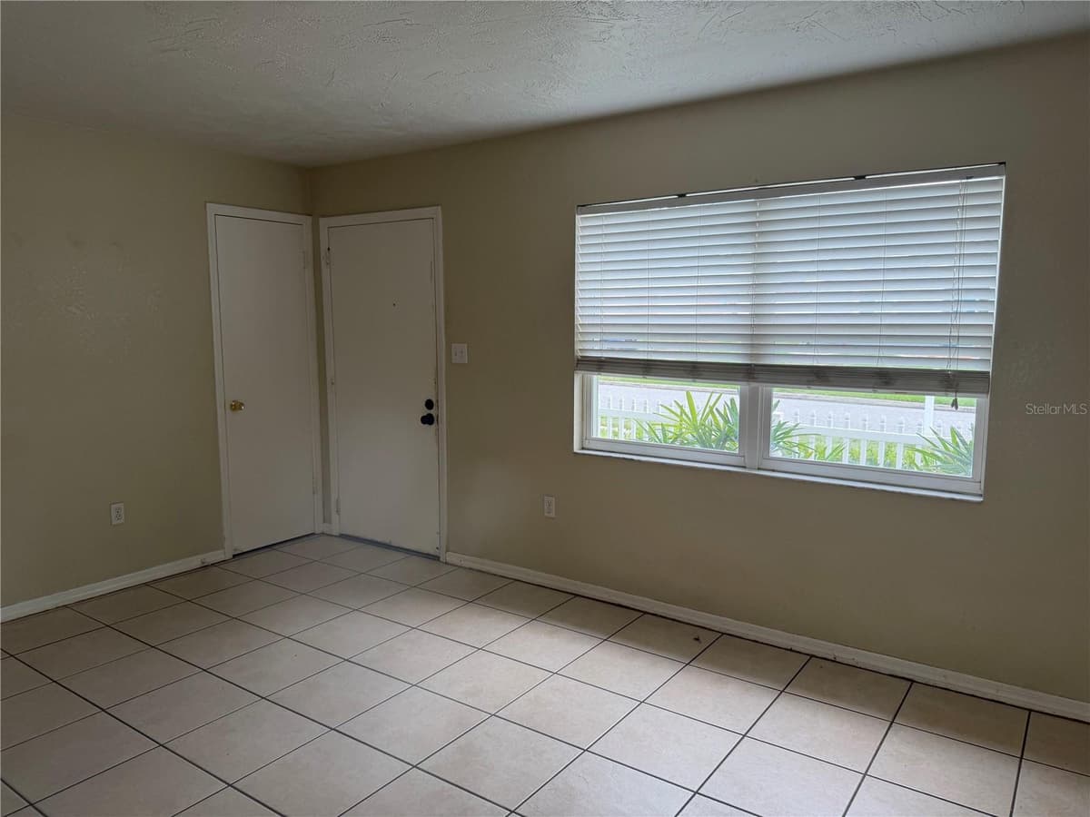 6310 DIAMOND DRIVE DRIVE — photo 4 of 22